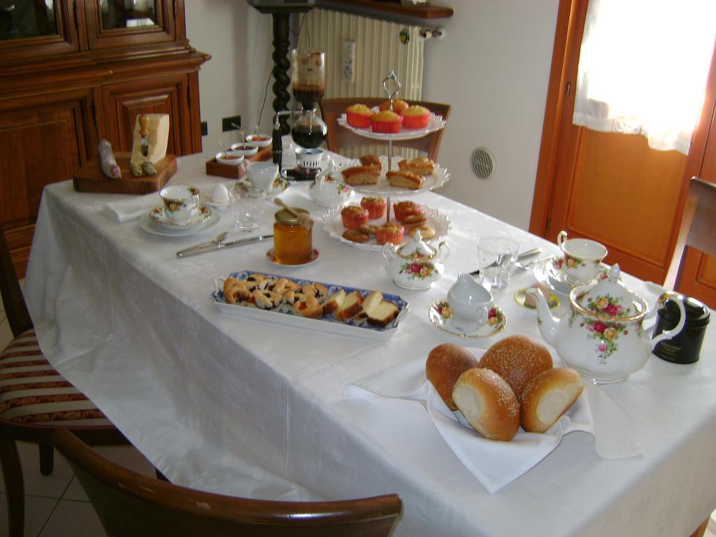 B&B Lattemiele Фонтанеллато Экстерьер фото